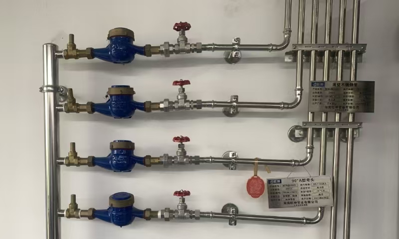 健康家居首選：不銹鋼水管的五大核心優勢與選購指南